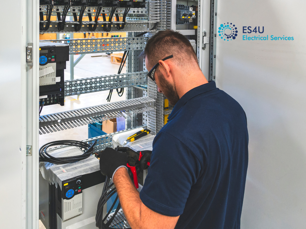 industrial electrician maintenance